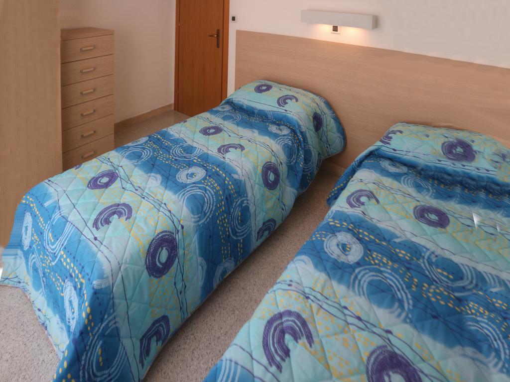 Elena Apartment Линяно Сабиадоро Екстериор снимка