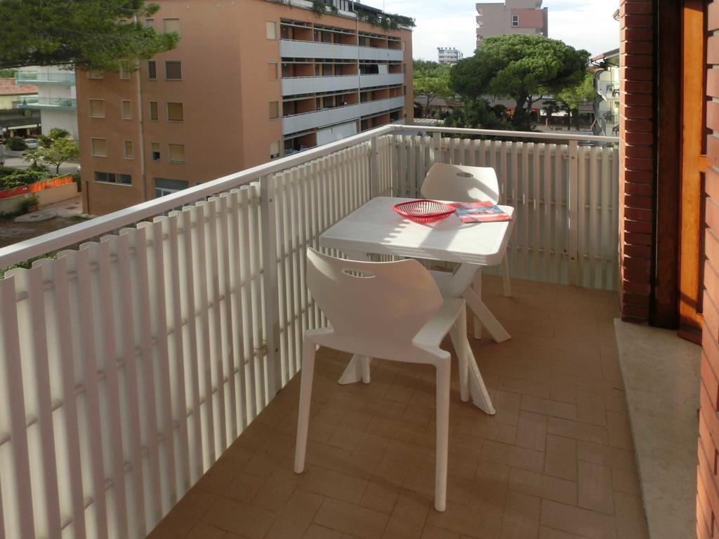 Elena Apartment Линяно Сабиадоро Екстериор снимка