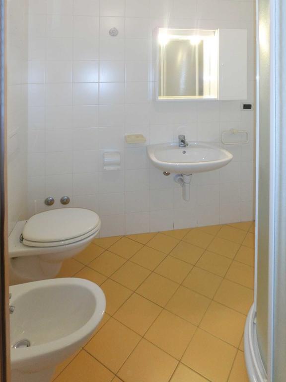 Elena Apartment Линяно Сабиадоро Екстериор снимка